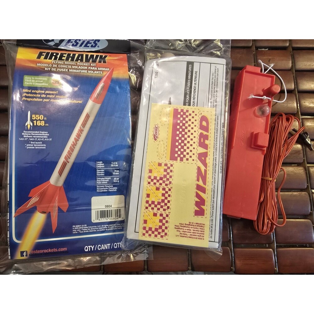 Estes Model Rockets Wizard & Firehawk + Launch Controller and Recovery Wadding - Picture 1 of 6
